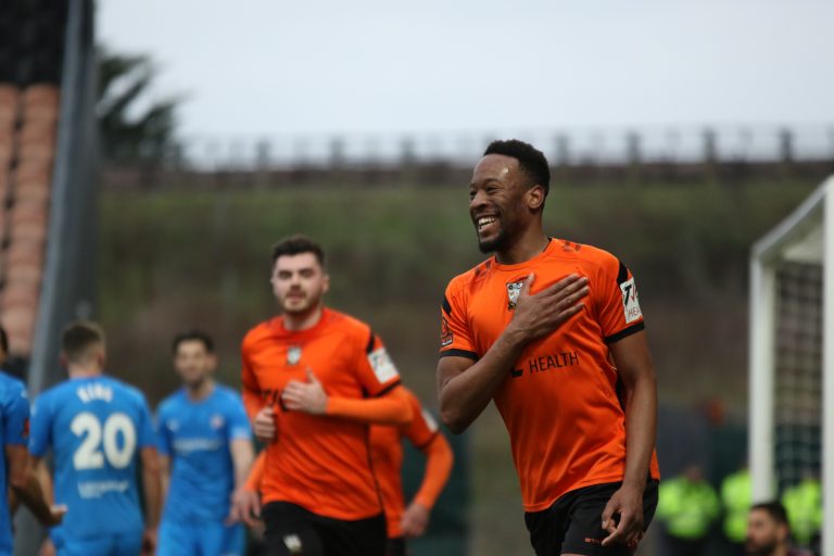 Highlights | Barnet 3-0 Chesterfield – Barnet Football Club